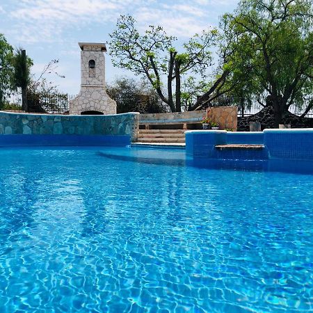 Club Vergel Resort 버날 외부 사진