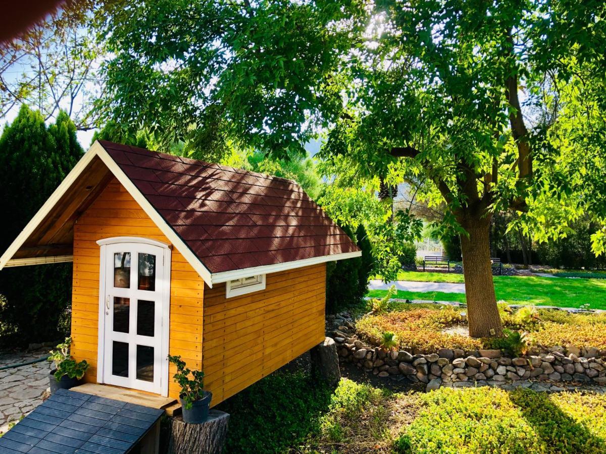 Club Vergel Resort 버날 외부 사진